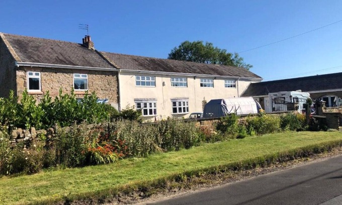 Edmondsley Otro | Warlands Farm Guest House