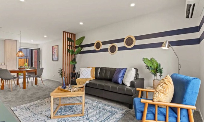 Henderson Casa | Warm and Bright 2 Bed Townhouse