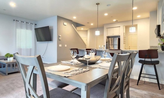 Moreno Valley Casa | Warm and Cozy Living Experience