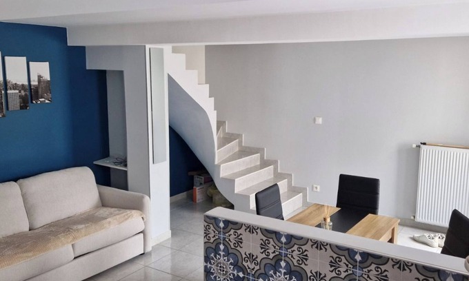 Blyes Casa | Warm and quiet village house.