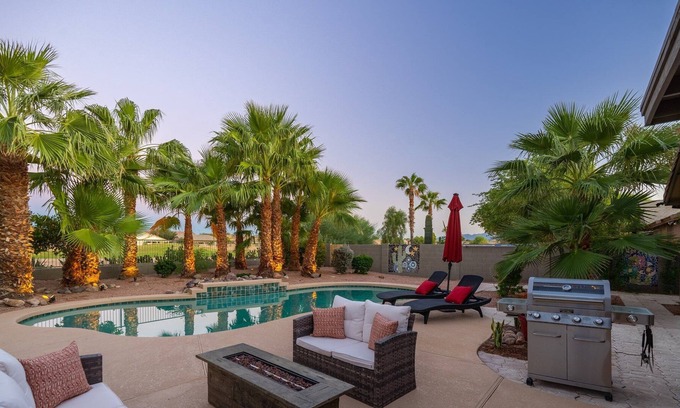 Coldwater Springs Casa | Warm&Cheery! Near Stadium, Golf, Bball, AFB w POOL