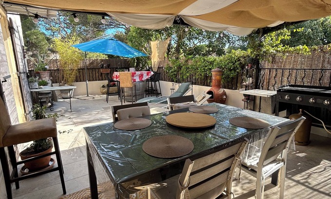 Fontvieille Casa | Warm house in the heart of Provence