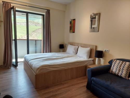 Dusheti Apartamento | Warm Place in Cold Gudauri