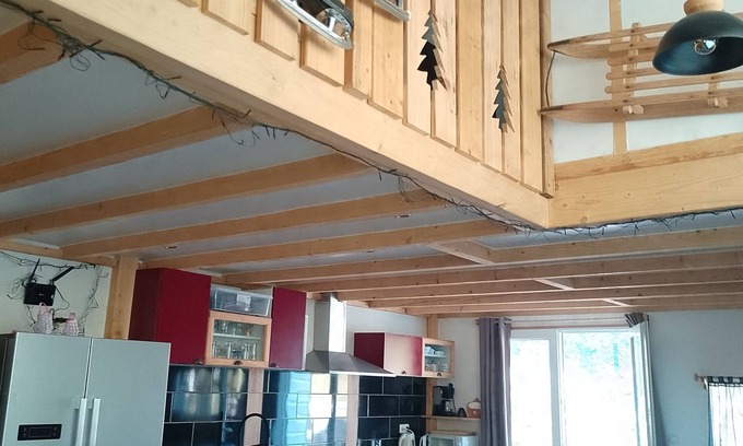 Saint-Jacques-des-Blats Apartamento | Beautiful apartment for 8 at the foot of the piste