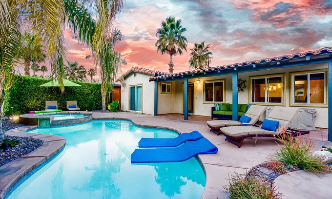 Warm Sands Casa | Warm Sands Oasis | 2 Master Suites, Private Pool, Hot Tub & Outdoor Fireplace
