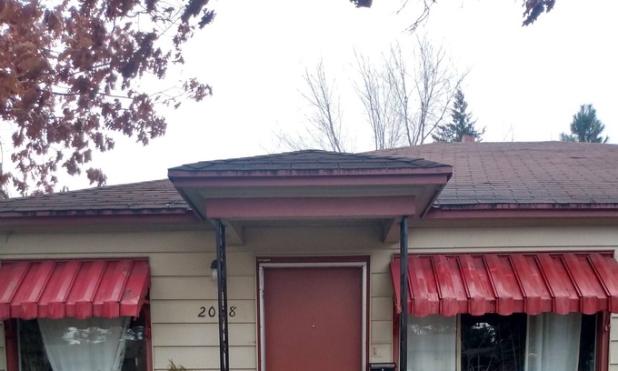East End Casa | Warm Springs Duplex 28 TabletockTrails/Outlaw field/botanical/BSU/river/Golf/DT