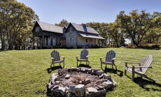 Valley Springs Cabina | Warm Springs Mountain Cabin w/ Modern Style