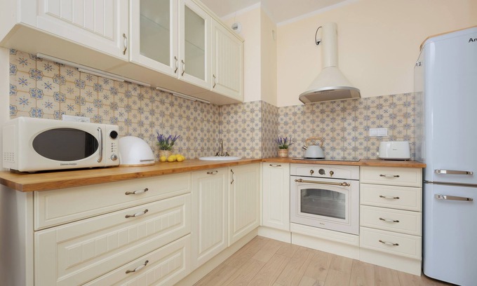 Bialoleka Apartamento | Warsaw Apartment With Parking by Renters