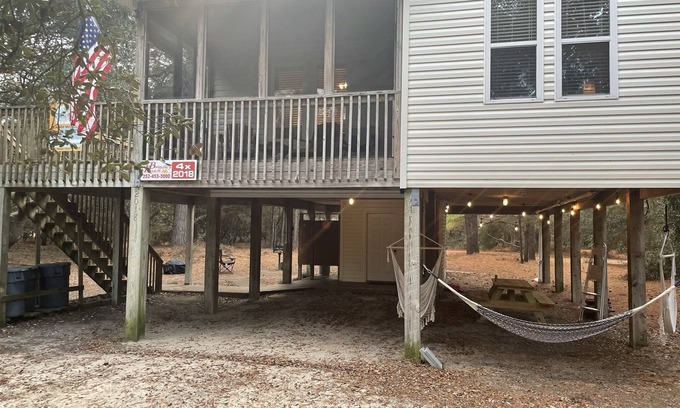 Carova Beach Casa | Wash Woods 4X4 Corolla, NC Saturday to Saturday only Corova Beach