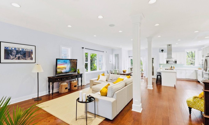 Takoma Casa | Washington DC Retreat! Elegant, Sunlit, Renovated Open-Plan Home