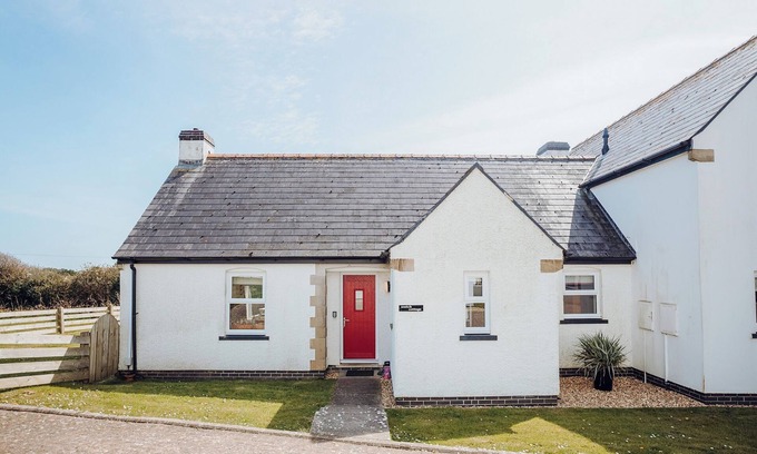 Lydstep Cabaña | Watch Cottage - UK6729