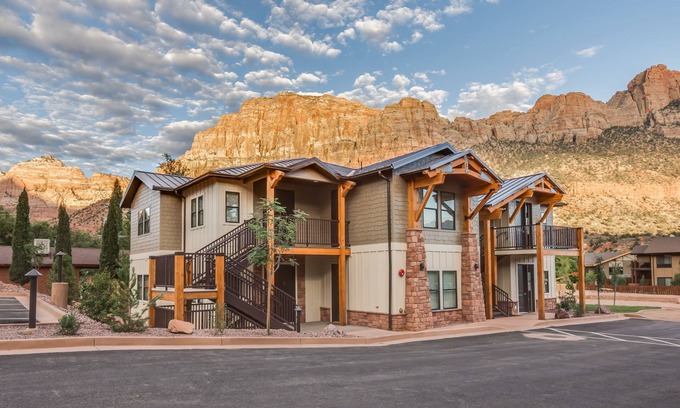 Zion National Park South Entrance Villa | Watchman Villas