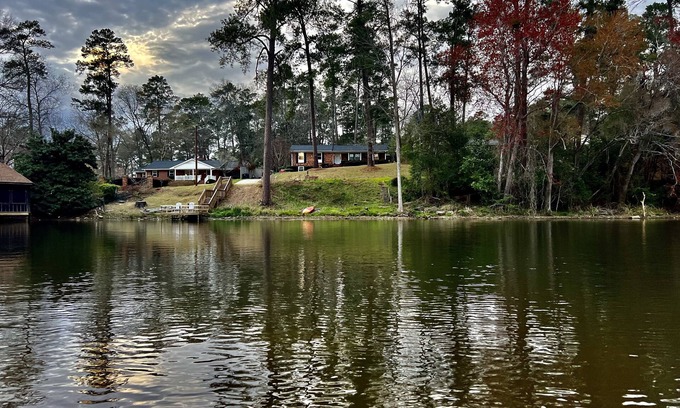 Summerville Casa | WATER FRONT for MASTERS!! Walking Distance to Augusta National Golf Club