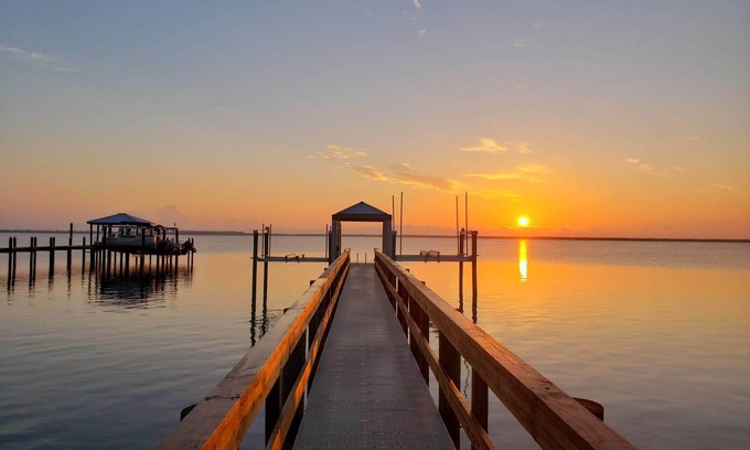 Indian River Estates Casa | Water Front Property with Dock and 2 Boat Lifts