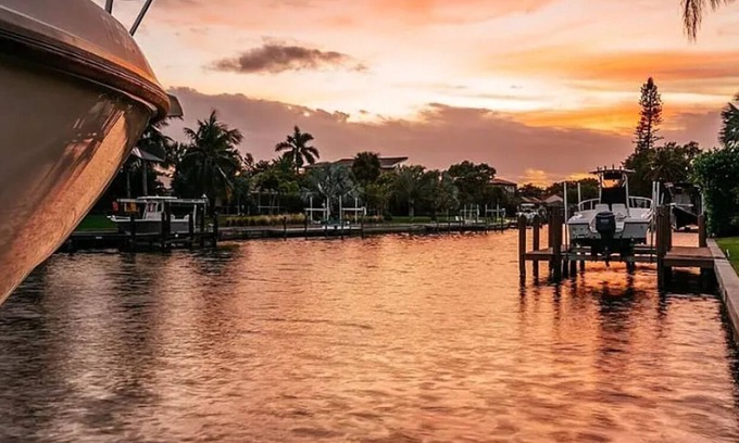 Shell Harbor Casa | Newly Renovated Retreat in Sanibel, FL