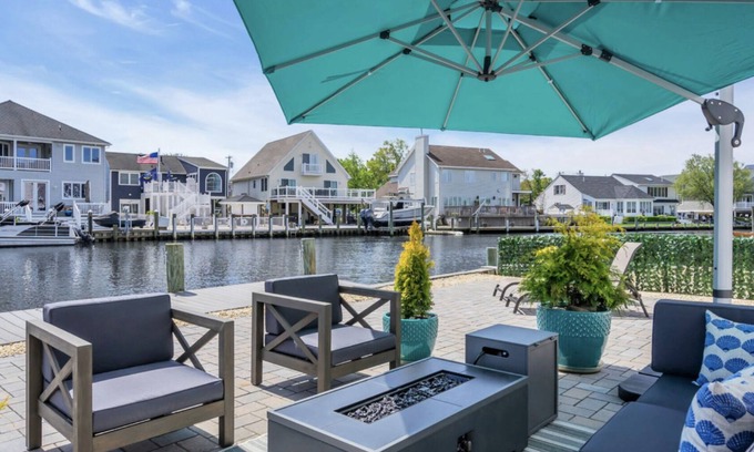 Ortley Beach Casa | Water front with Hot tab !!! Enjoy Jersey short summer