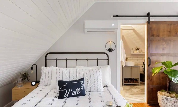 Skyland Apartamento | Water & Power! Carriage House, Near Asheville and Airport!