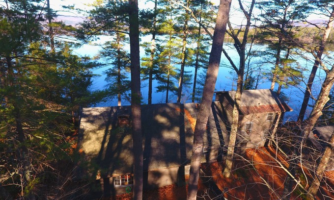 Holderness Cabaña | Water's Edge Cottage with gorgeous lake views