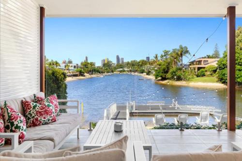 Broadbeach Waters Casa | Water View Family Getaway - WiFi, Pool, BBQ