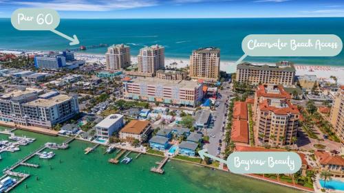 Clearwater Beach Complejo | Water View & Heated Pool - Steps to Sand, Bayview Beauty B-5