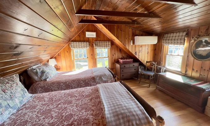 Harwich Port Casa | Water View Home. Central A/C. Only Steps to Beautiful Nantucket Sound