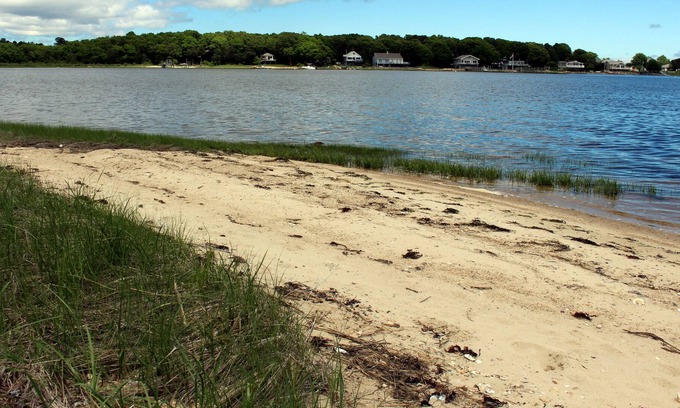 Marion Casa | Water View Home with Private Beach in Marion!
