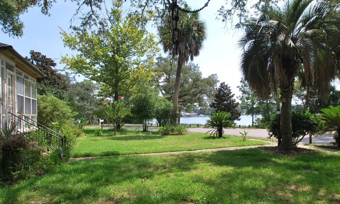 New Warrington Casa | Water view on the Park at Navy Point