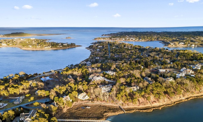 North Chatham Casa | Water views, private beach and spectacular sunsets from highest point in town.