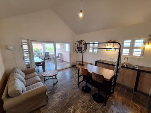 Tera Kora Apartamento | Water Villa's Bonaire - Porch with view on the canal