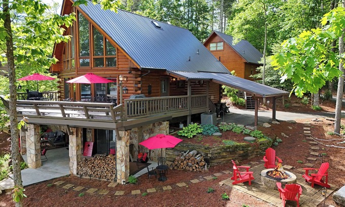 Blairsville Cabina | Water Yr-Around, Cabin on Lake Nottely