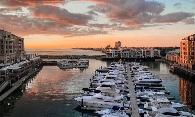 Glenelg Apartamento | Watercolours on Marina - Glenelg Beach, SA