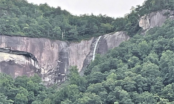Chimney Rock Cabina | Waterfall View Cabin with Last of the Mohicans Waterfall view.