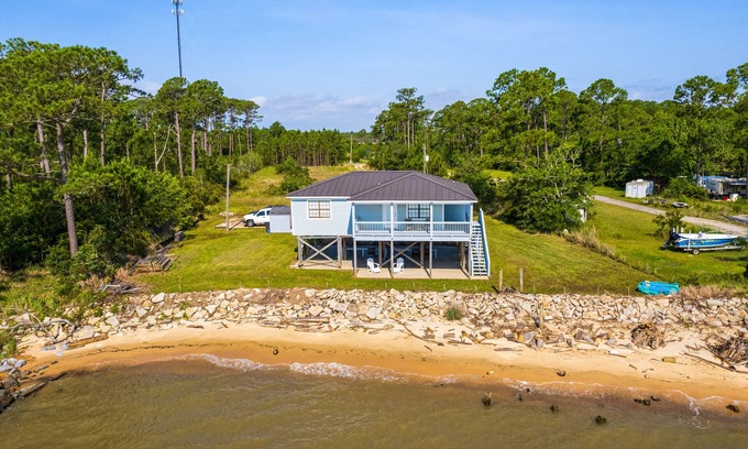 Theodore Casa | Waterfront Alabama Vacation Rental w/ Deck