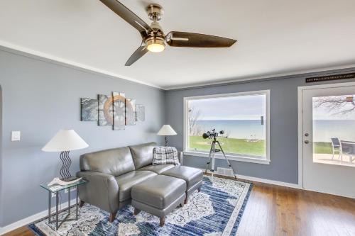 Algoma Casa | Waterfront Algoma Vacation Rental on Lake Michigan