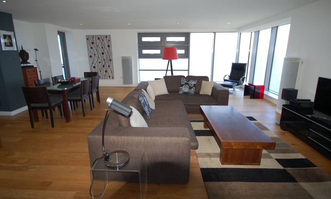 Newhaven Apartamento | Delightful Apartment in Converted Victorian Villa