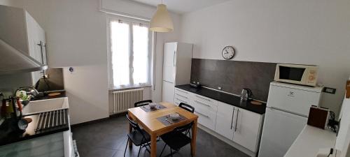 La Spezia Apartamento | Waterfront Apartment