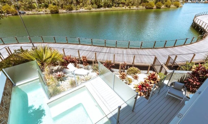 Maroochydore Casa | Waterfront at Serenity