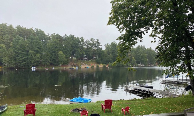 Hastings Highlands Cabaña | Waterfront Bancroft Cottage - Family friendly waterfront