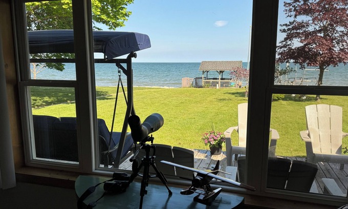 Tawas City Casa | Waterfront Beach House