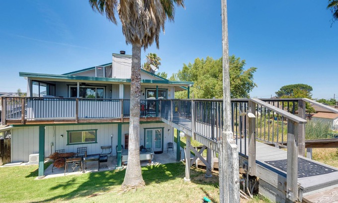 Bethel Island Casa | Waterfront Bethel Island Home w/ Dock & Slip