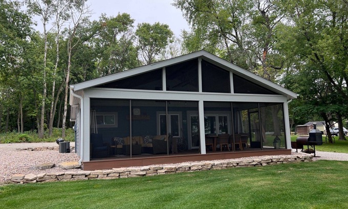 Fox Lake Casa | Waterfront Bliss!