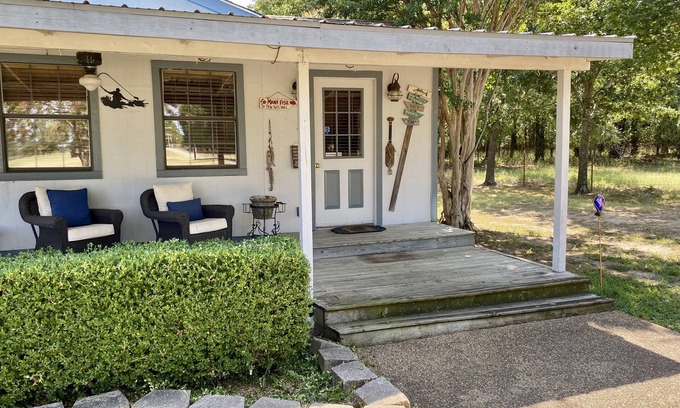 Yantis Casa | Waterfront Cabin on Lake Fork with 2 Boathouses and available boat ramp.