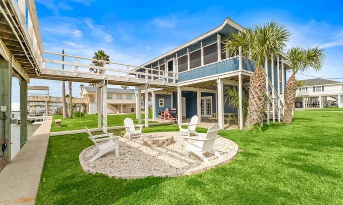 Galveston Casa | Waterfront Canal Home with Pool & Fishing Access