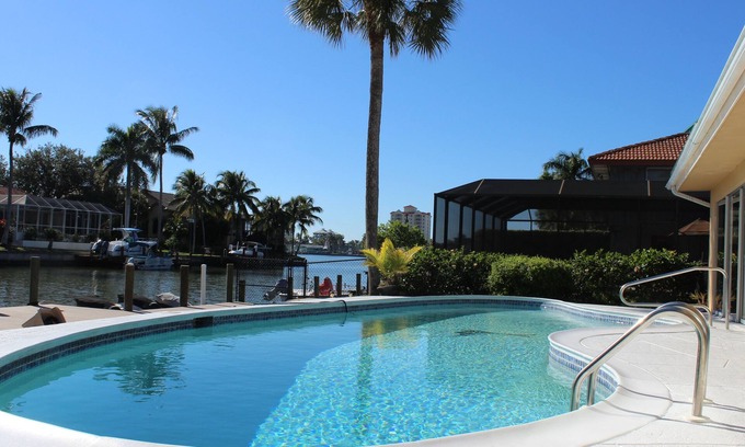 Connors Casa | ⭐️ FRENTE AL AGUA ⭐ PASEO A LA PLAYA🏖A LA GRAN PISCINA🏊🏻‍♀️ VISTAS A LA VISTA ☀️DOCK w / GULF ACCESS