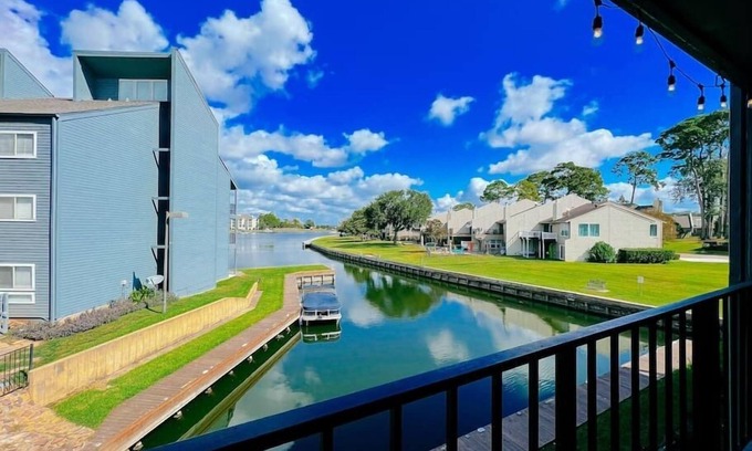 Walden on Lake Conroe Condominio | Waterfront Condo 🏖️ Gorgeous View🚤