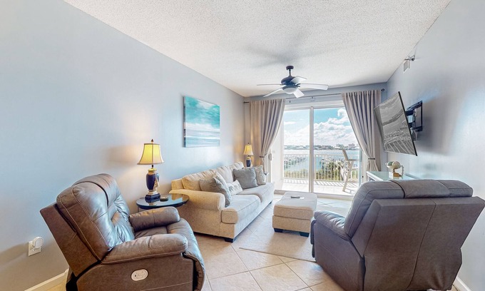 Orange Beach Condominio | ¡NUEVO LISTADO! Condominio frente al mar con piscina compartida, tenis y sauna - cerca de la playa