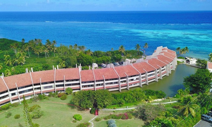 Estate Golden Rock Condominio | Complejo de condominios frente al mar con hermosas vistas al mar 3 dormitorios 3 baños