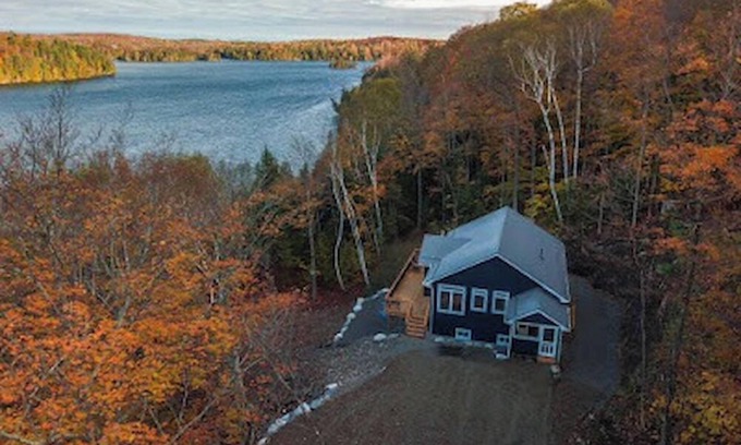 North Frontenac Cabaña | Waterfront Cottage en el bosque / 5bedrooms muelle grande
