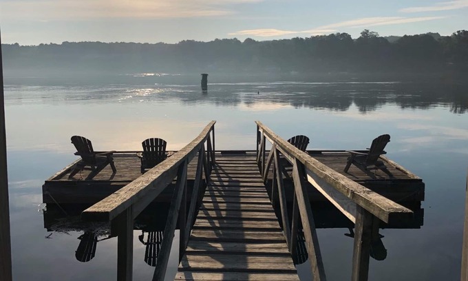 Wiscasset Cabaña | Cottage Waterfront con vistas panorámicas, muelle de aguas profundas