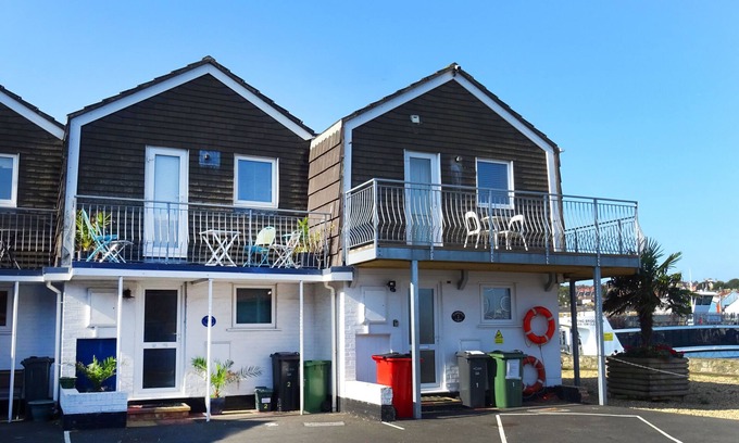 East Cowes Cabaña | Waterfront Cottage Fantásticas vistas al mar y al río Medina desde todos los aspectos